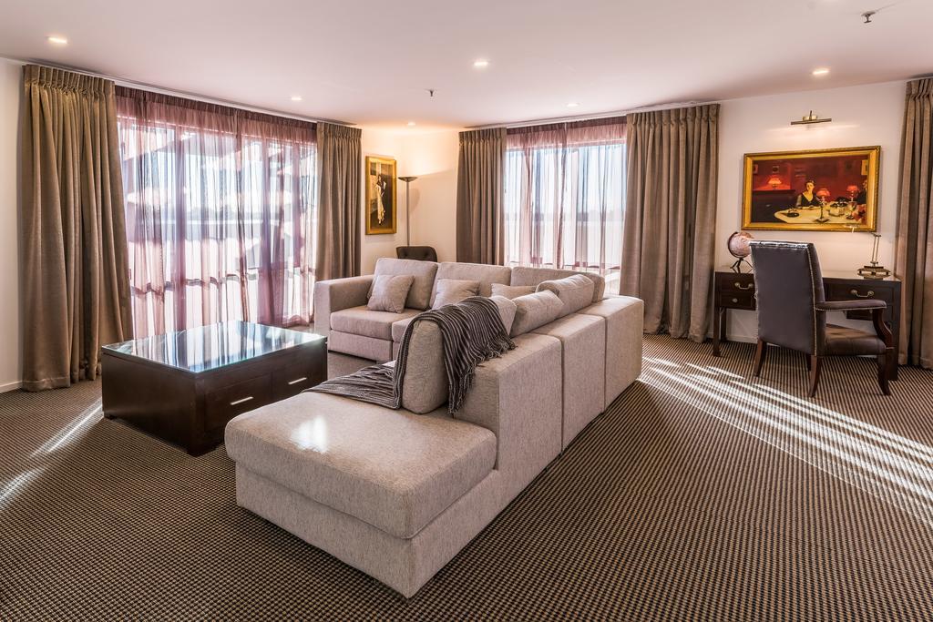 Fino Hotel & Suites Christchurch Exterior photo