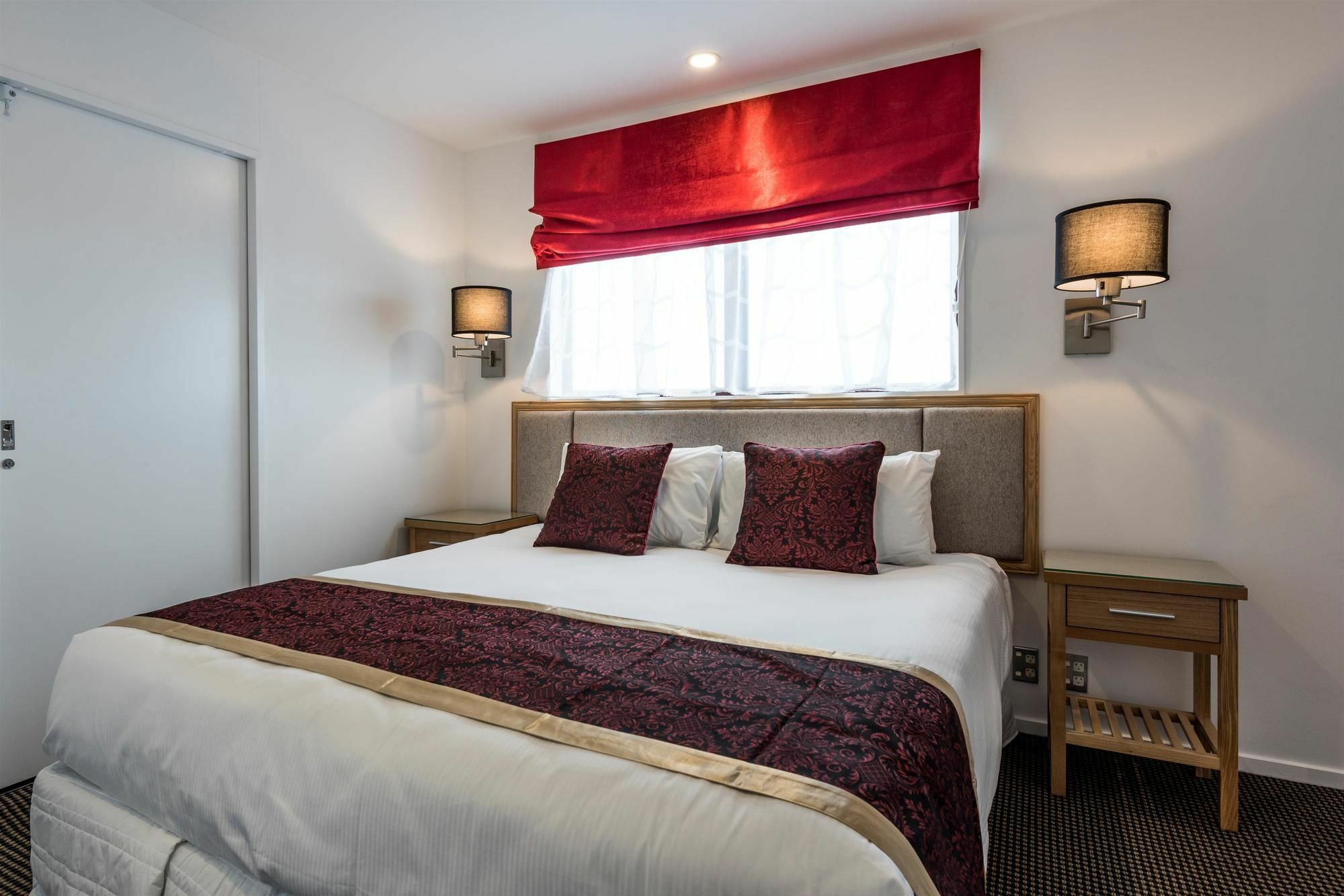 Fino Hotel & Suites Christchurch Exterior photo